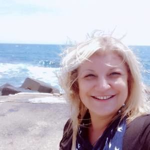 Meet your Posher, Madeleine